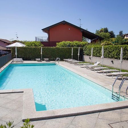 Residenza La Corte Visconti - flat with pool&patio Massino Visconti Esterno foto