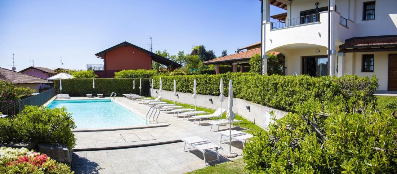 Residenza La Corte Visconti - flat with pool&patio Massino Visconti Esterno foto